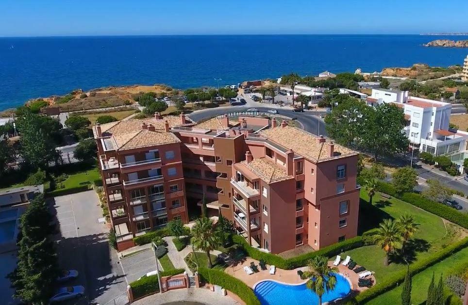 Beachfront Seaview Litoralmar Apt, Fast Wifi, Airco, Pool, Private Parking Portimão Extérieur photo