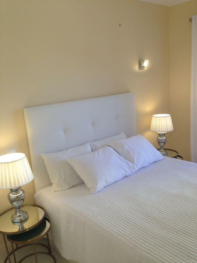 Beachfront Seaview Litoralmar Apt, Fast Wifi, Airco, Pool, Private Parking Portimão Extérieur photo